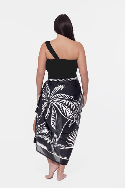 Miraclesuit Black/Multi Magicsuit Plus Size Pareo Cover Up in Hearts Of Palm