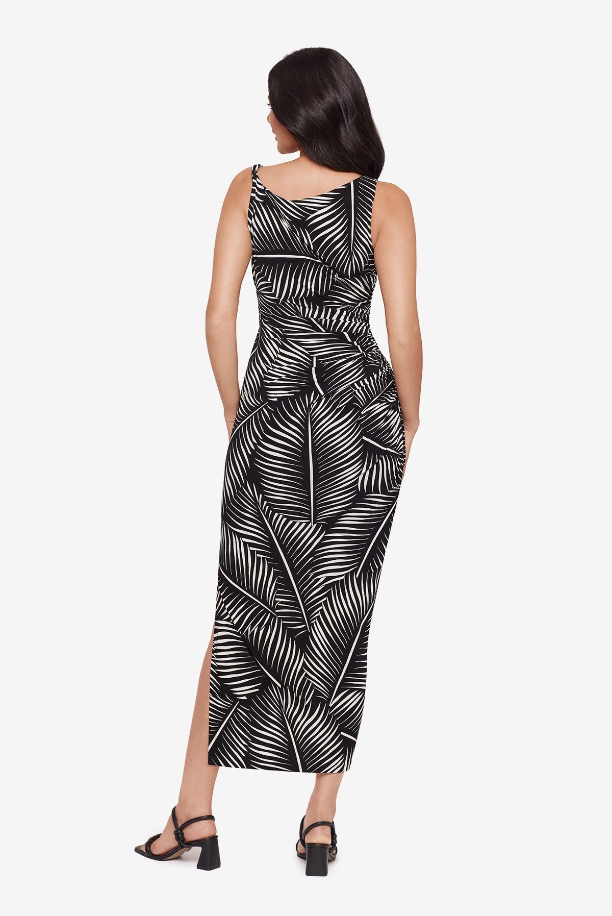 Miraclesuit Black/White Body by Maxi Shaping Dress in Palmera